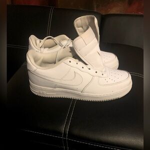 AIR FORCE ONES 6..5 Youth which is 8.5 in women